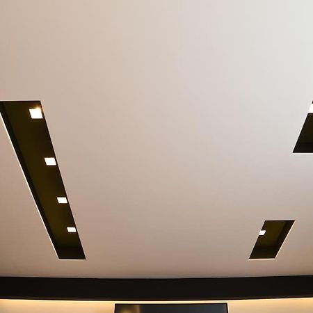 Syntagma Square, 30Sqm Nikis Luxurious Studio Atene Esterno foto