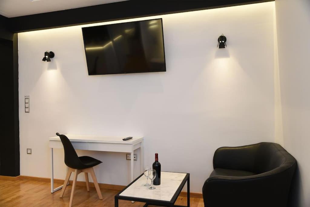Syntagma Square, 30Sqm Nikis Luxurious Studio Atene Esterno foto