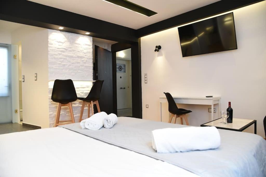 Syntagma Square, 30Sqm Nikis Luxurious Studio Atene Esterno foto